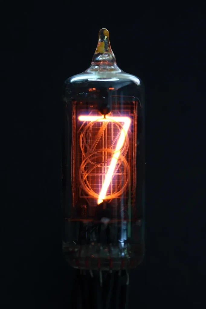 nixie 3407310 1280